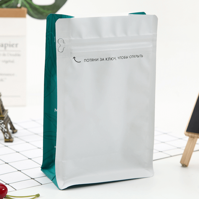 Bolsa de embalaje de café de fondo plano de 250 g con ventana
